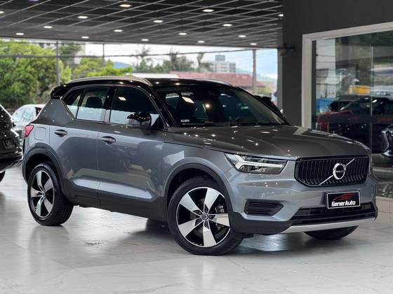 VOLVO XC40 2.0 T5 GASOLINA MOMENTUM AWD GEARTRONIC